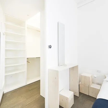 Apartment Easylife - Confortevole Con Balcone In Life *