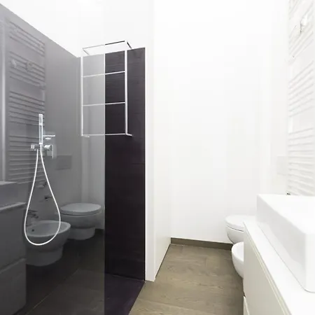 Easylife - Confortevole Con Balcone In Life Apartment Milan